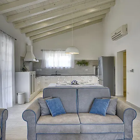 Prázdninový dům Schoene Mit Privatem Pool, Klima, Wlan, Terrasse, Grill Kavran