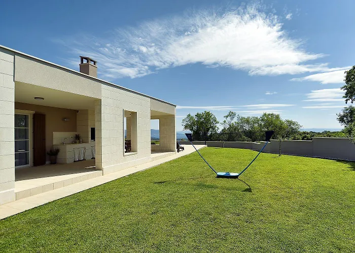 Schoene Mit Privatem Pool, Klima, Wlan, Terrasse, Grill